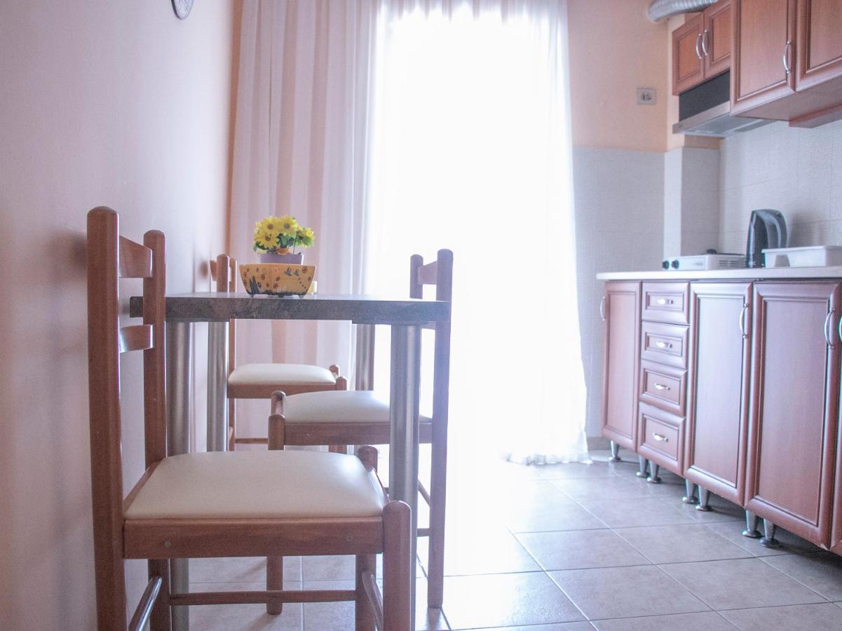 Maria Apartments Паралія-Діонісіу Екстер'єр фото